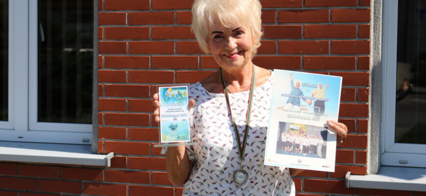 Piekarscy seniorzy na podium w olimpiadzie sportowej