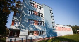 Szkoła ostrzega przed oszustką