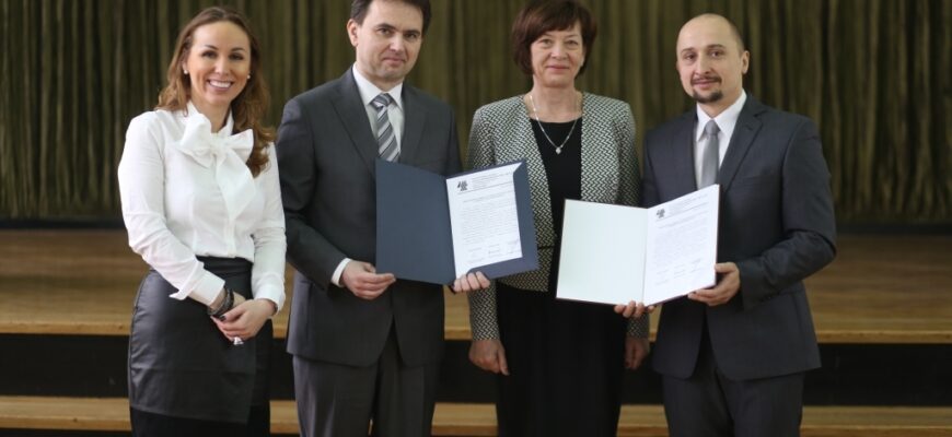 Politechnika…w piekarskim LO