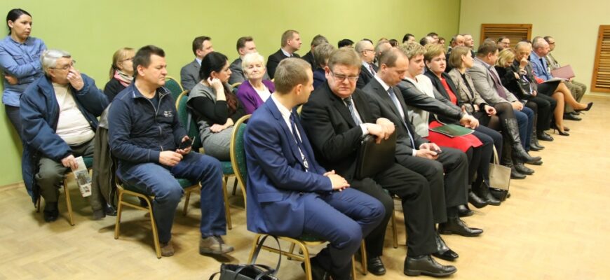 Zmiany personalne w instytucjach