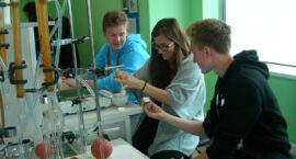 Uczniowie AZS na uczelniach