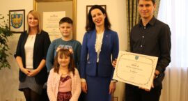 Laureat konkursu „Piekary Śląskie okiem kamery” z wizytą w urzędzie miasta