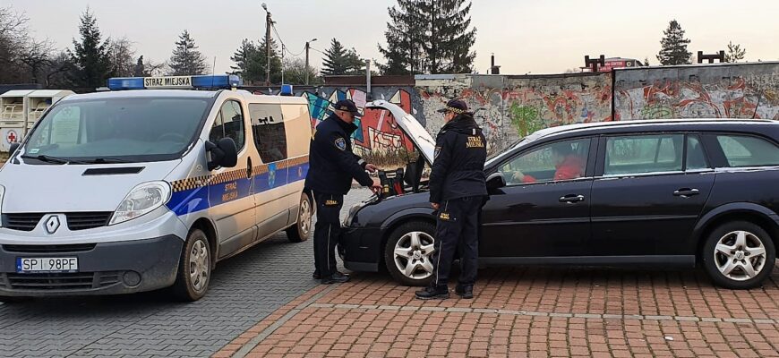 Straż Miejska pomoże uruchomić auto