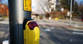 Automatyczna sygnalizacja świetlna dla pieszych