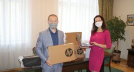 Komputery dla dzieci w rodzinach zastępczych