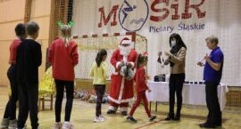Sportowy Mikołaj 2021 w hali MOSiR