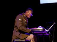 Jazz w mundurach 14