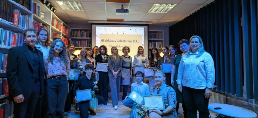Ruszył nabór do konkursu „Młodzieżowy Wolontariusz Roku 2025”